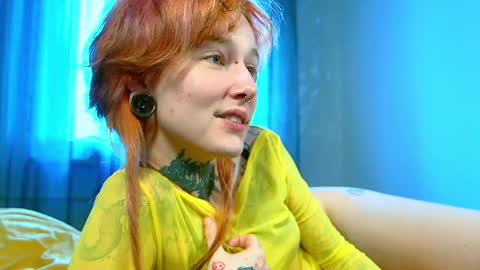 Niki  free tg channel with some photos gifs and info about streams  online show from 12, 2, 2025