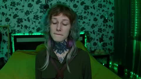 Niki  free tg channel with some photos gifs and info about streams  online show from 6, 10, 2025