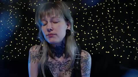 Niki  free tg channel with some photos gifs and info about streams  online show from 2, 3, 2026