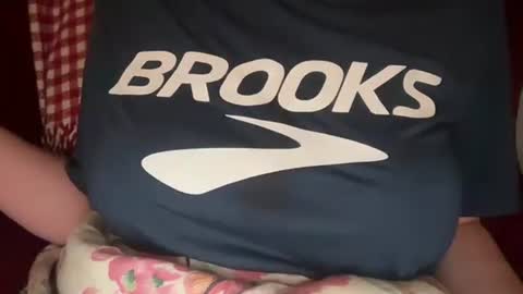 Little Sugar Pea  online show from 24, 9, 2025