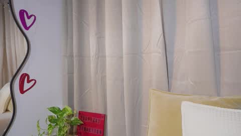 littletammy_ online show from 21, 12, 2025