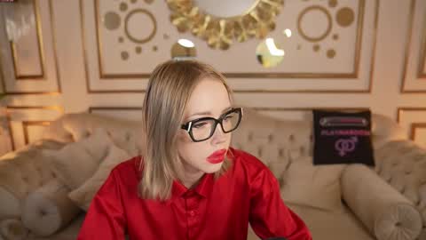 Snapshot of livehub054 chatting on 3, 2, 2026 Sheryl online show from 3, 2, 2026