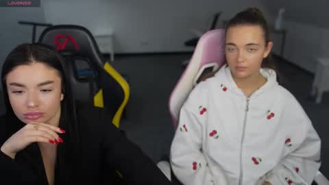 Snapshot of livehub054 chatting on 16, 2, 2026 Sheryl online show from 16, 2, 2026