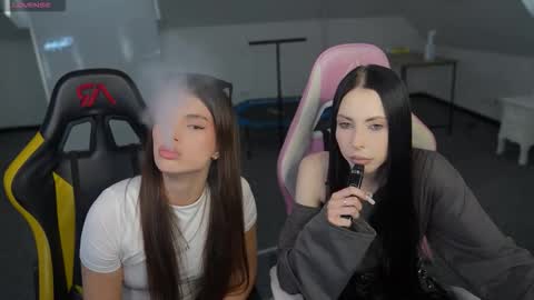 Snapshot of livehub054 chatting on 4, 3, 2026 Sheryl online show from 4, 3, 2026