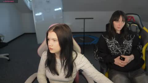 Snapshot of livehub054 chatting on 1, 4, 2026 Sheryl online show from 1, 4, 2026