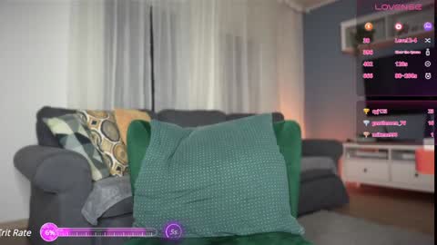 Snapshot of livia7 chatting on 9, 1, 2025 OnlyFans livia77   twitter liv20 4u online show from 9, 1, 2025