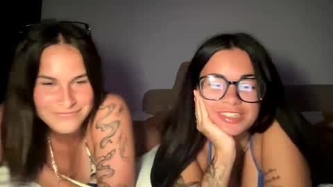 Snapshot of livvtori12 chatting on 7, 4, 2026 livvtori12 online show from 7, 4, 2026