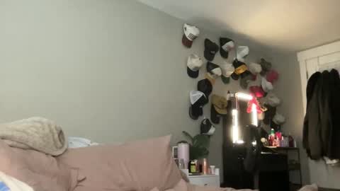 Livvy online show from 29, 9, 2025