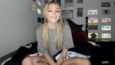 Livvy online show from 17, 12, 2025