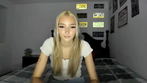 Snapshot of livvywinters chatting on 11, 4, 2026 Livvy online show from 11, 4, 2026