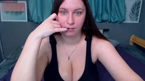 Snapshot of liyasilve chatting on 14, 1, 2025 Liya Silve online show from 14, 1, 2025