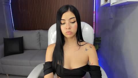 Snapshot of liz_bohemia chatting on 11, 4, 2026 LIZ online show from 11, 4, 2026