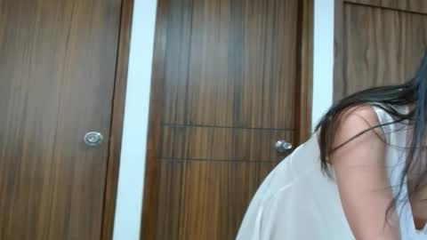 Snapshot of liz_fe chatting on 6, 3, 2026 liz_fe online show from 6, 3, 2026