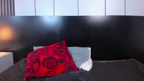 Liz  online show from 3, 2, 2025