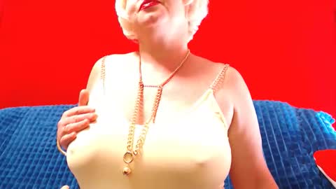 Snapshot of lizabrazzer chatting on 18, 5, 2026 LizaBrazzer online show from 18, 5, 2026