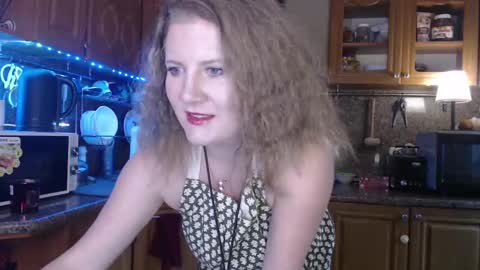 Snapshot of lizacakes chatting on 21, 1, 2025 LizaCakes online show from 21, 1, 2025