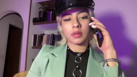 Snapshot of lizambarr chatting on 13, 2, 2025 Lizeth online show from 13, 2, 2025