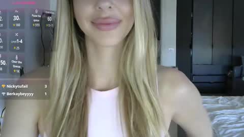 Snapshot of lizasweetyy chatting on 11, 3, 2026 LizaSweetyy online show from 11, 3, 2026