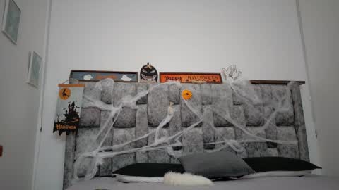  LIZBETH ROSS  online show from 28, 10, 2025