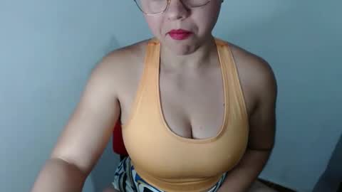 Snapshot of lizbodu chatting on 23, 12, 2024 Lizze Bodu 3 online show from 23, 12, 2024