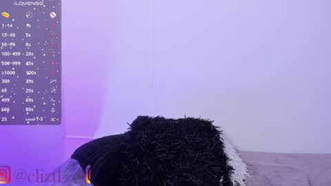 lizcastl online show from 2, 12, 2024