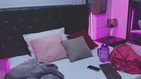 Lizz  online show from 14, 1, 2025