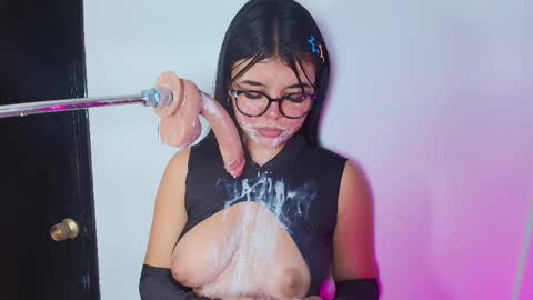 Lizz  online show from 17, 2, 2025