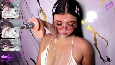 Snapshot of lizz_tender chatting on 9, 3, 2026 Lizz online show from 9, 3, 2026