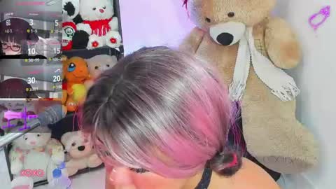 Snapshot of lizz_tender chatting on 18, 6, 2026 Lizz online show from 18, 6, 2026