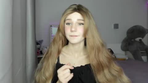 Snapshot of lizza_a chatting on 5, 4, 2026 lizza_a online show from 5, 4, 2026