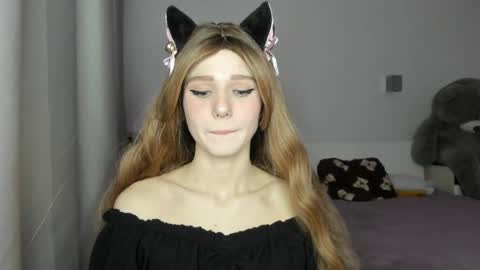 Snapshot of lizza_a chatting on 9, 4, 2026 lizza_a online show from 9, 4, 2026