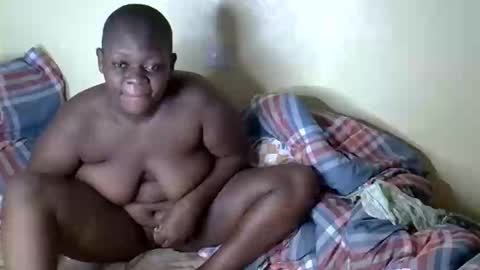 Snapshot of lizzahh chatting on 13, 9, 2025 lizzahh online show from 13, 9, 2025