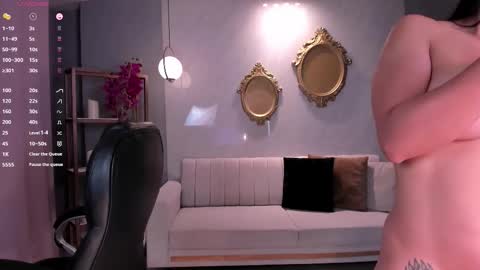 Lizzi  online show from 23, 10, 2025