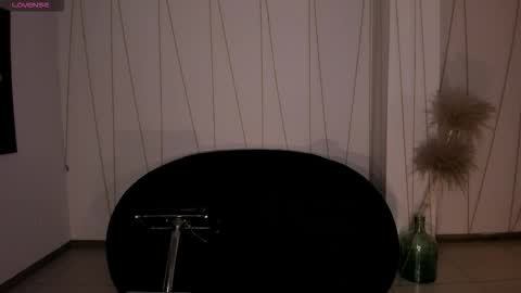 Lizzi  online show from 23, 11, 2025