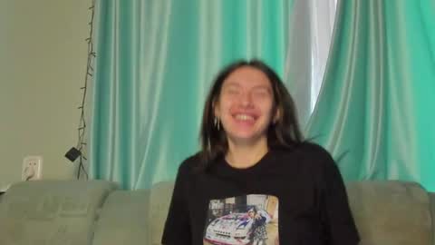 lizzi_muur online show from 21, 1, 2025