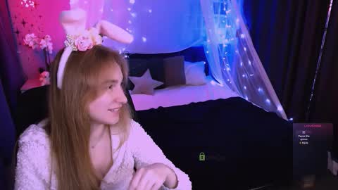 lizzie_boom online show from 4, 12, 2025