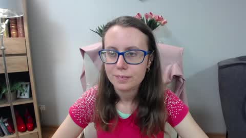 Snapshot of lizzy_sparkle chatting on 4, 5, 2026 Lizzy online show from 4, 5, 2026