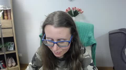 Snapshot of lizzy_sparkle chatting on 13, 5, 2026 Lizzy online show from 13, 5, 2026