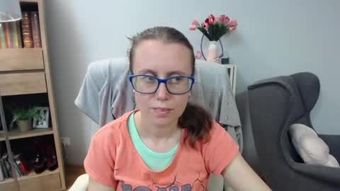 Snapshot of lizzy_sparkle chatting on 3, 6, 2026 Lizzy online show from 3, 6, 2026