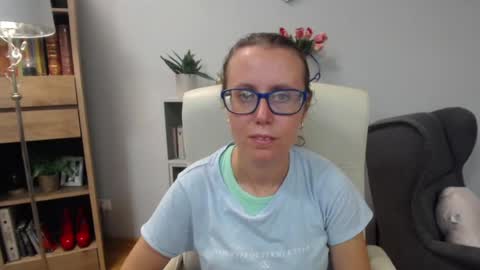 Snapshot of lizzy_sparkle chatting on 13, 7, 2026 Lizzy online show from 13, 7, 2026