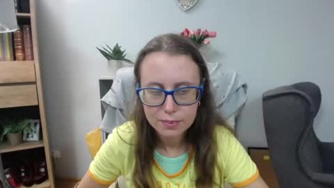 Snapshot of lizzy_sparkle chatting on 27, 7, 2026 Lizzy online show from 27, 7, 2026