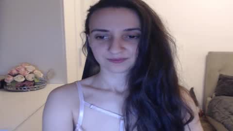 Lizzy Palmer online show from 13, 1, 2025