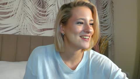 Snapshot of lizzysin chatting on 17, 4, 2026 lizzysin online show from 17, 4, 2026