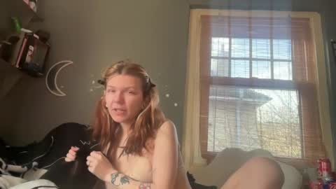 Snapshot of lizzyylovesick chatting on 25, 1, 2025 lizzybunny online show from 25, 1, 2025
