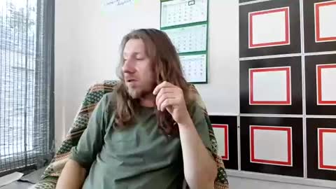 Snapshot of lkonig504475 chatting on 8, 7, 2026 lkonig504475 online show from 8, 7, 2026