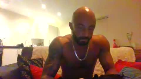 Leon online show from 28, 11, 2025