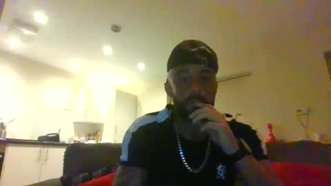 Leon online show from 18, 12, 2025