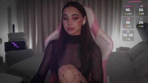 Snapshot of lnnsfw chatting on 23, 2, 2025 Linn my new page online show from 23, 2, 2025