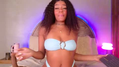  LOANA  online show from 14, 7, 2026