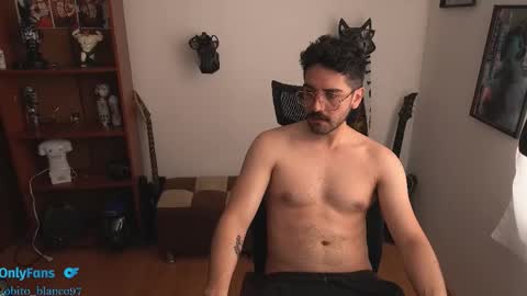 Lobito blanco Thefckingwolf main account online show from 24, 10, 2025